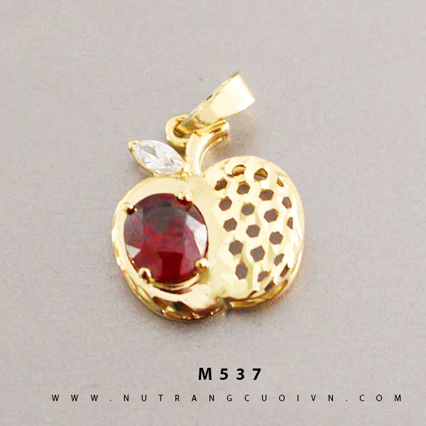 Mặt dây chuyền M537