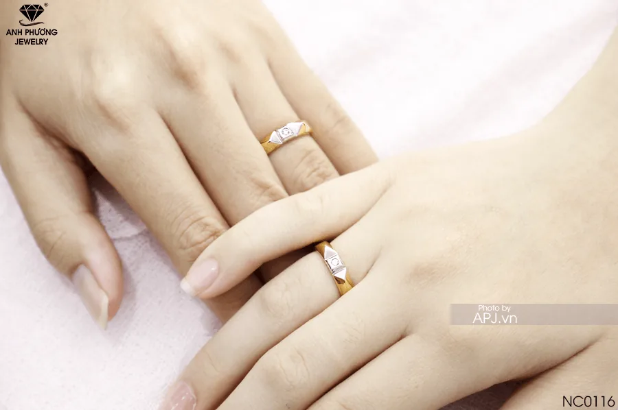 Nhẫn Cưới Vàng NC0116