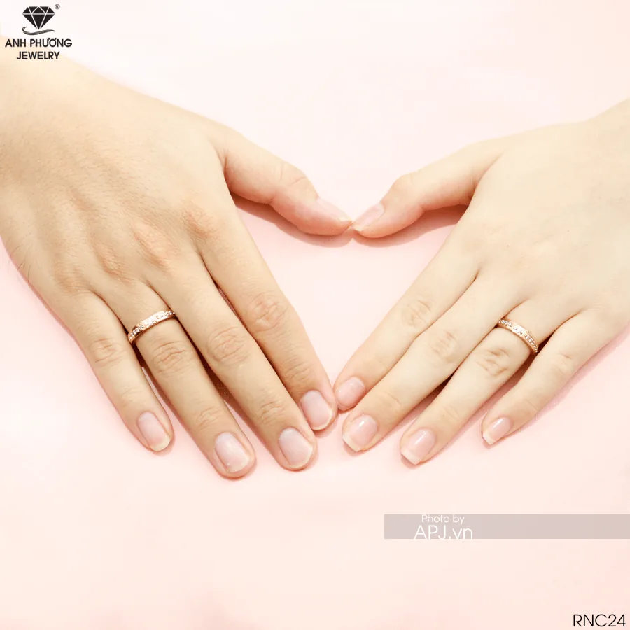 Nhẫn Cưới Vàng RNC24