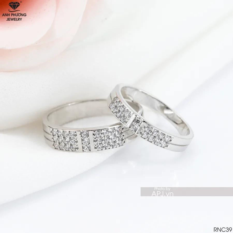 Nhẫn Cưới Vàng Trắng RNC39